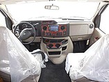 2015 Thor Motor Coach Four Winds Photo #6