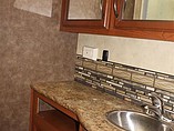 2013 Thor Motor Coach Four Winds Photo #9