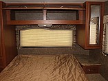 2013 Thor Motor Coach Four Winds Photo #11