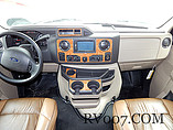 2015 Thor Motor Coach Four Winds Photo #7