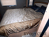 2015 Thor Motor Coach Four Winds Photo #19