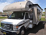 15 Thor Motor Coach Four Winds