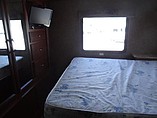 2014 Thor Motor Coach Four Winds Photo #11