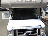 2015 Thor Motor Coach Four Winds Photo #8