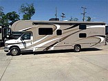 2015 Thor Motor Coach Four Winds Photo #5