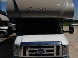 2015 Thor Motor Coach Four Winds Photo #9