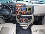 2015 Thor Motor Coach Four Winds Photo #7