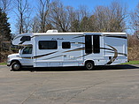 2012 Thor Motor Coach Four Winds Photo #5