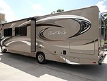 2014 Thor Motor Coach Four Winds Photo #3