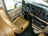 2014 Thor Motor Coach Four Winds Photo #17