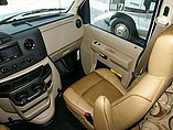 2014 Thor Motor Coach Four Winds Photo #18