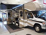 2015 Thor Motor Coach Four Winds Photo #2