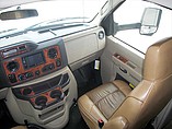 2015 Thor Motor Coach Four Winds Photo #7
