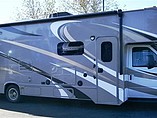 15 Thor Motor Coach Four Winds
