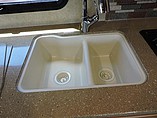2016 Thor Motor Coach Four Winds Photo #14