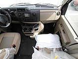 2016 Thor Motor Coach Four Winds Photo #10