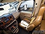 2015 Thor Motor Coach Four Winds Photo #20