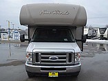 2015 Thor Motor Coach Four Winds Photo #10