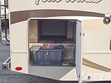 2015 Thor Motor Coach Four Winds Photo #10