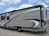 2016 Thor Motor Coach Four Winds Photo #3