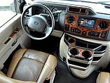 2016 Thor Motor Coach Four Winds Photo #12