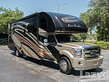 15 Thor Motor Coach Four Winds