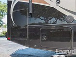 2015 Thor Motor Coach Four Winds Photo #16