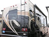 2016 Thor Motor Coach Four Winds Photo #3