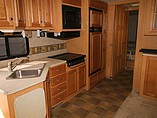 2006 Thor Motor Coach Four Winds Photo #4