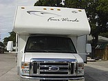 2008 Thor Motor Coach Four Winds Photo #2