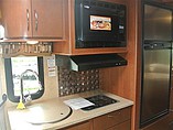 2015 Thor Motor Coach Four Winds Photo #10
