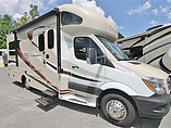 2016 Thor Motor Coach Four Winds Photo #2