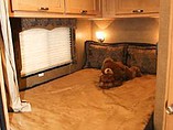 2015 Thor Motor Coach Four Winds Photo #26