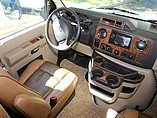 2015 Thor Motor Coach Four Winds Photo #5