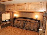 2015 Thor Motor Coach Four Winds Photo #28