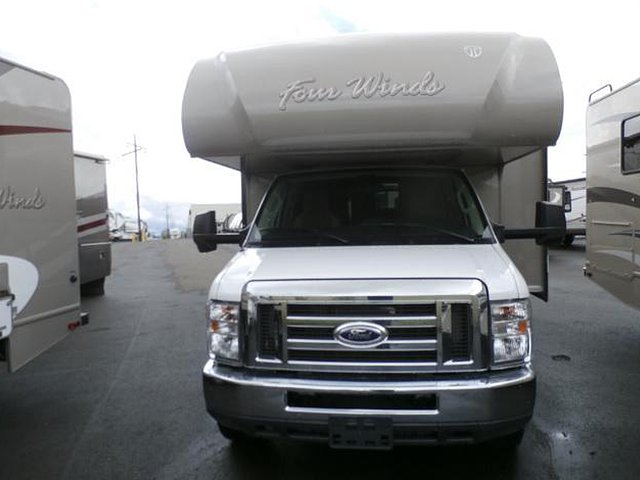 2015 Thor Motor Coach Four Winds Photo