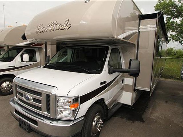 2016 Thor Motor Coach Four Winds Photo