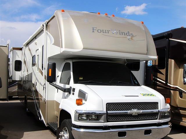 2006 Thor Motor Coach Four Winds Photo