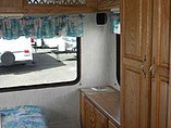 1994 Thor Motor Coach Four Winds Photo #12