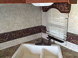 2011 Thor Motor Coach Four Winds Photo #25