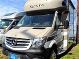 2015 Thor Motor Coach Four Winds Photo #4