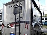 2015 Thor Motor Coach Four Winds Photo #5