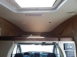 2015 Thor Motor Coach Four Winds Photo #10