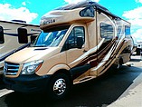 2015 Thor Motor Coach Four Winds Photo #2