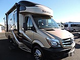 15 Thor Motor Coach Four Winds