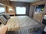 2015 Thor Motor Coach Four Winds Photo #12