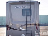 2015 Thor Motor Coach Four Winds Photo #5