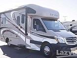 15 Thor Motor Coach Four Winds