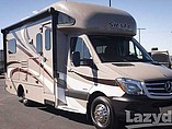 15 Thor Motor Coach Four Winds