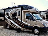 2016 Thor Motor Coach Four Winds Photo #13